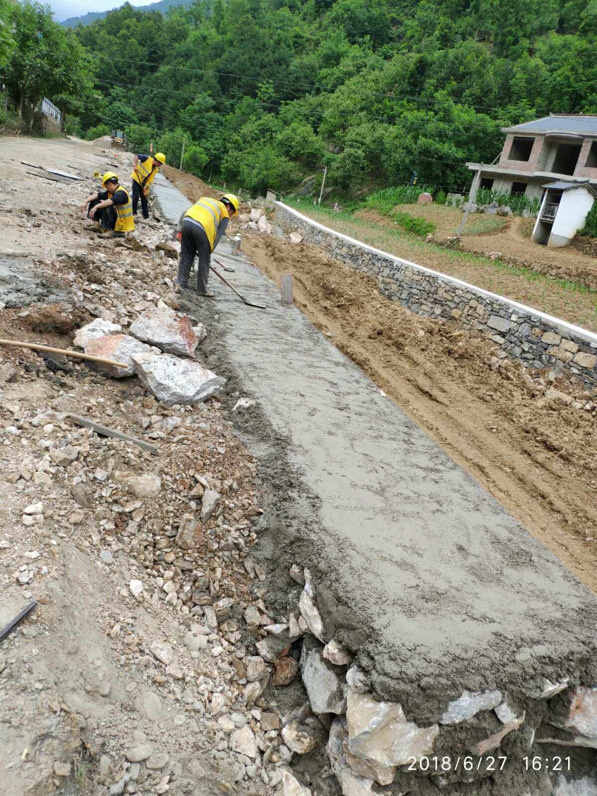 路肩墙路肩墙,路堤墙,路堑墙,挡土墙区别  第1张