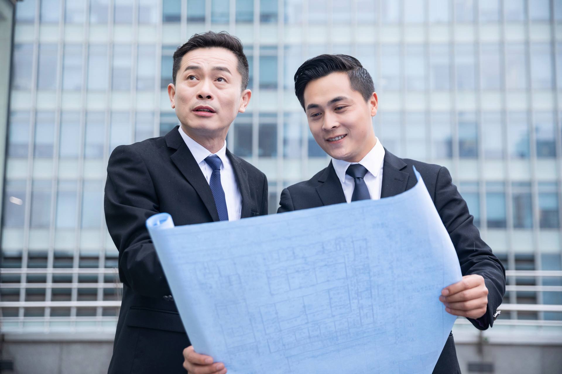 花6000办的中级工程师证珠海二级建造师证书办理  第2张